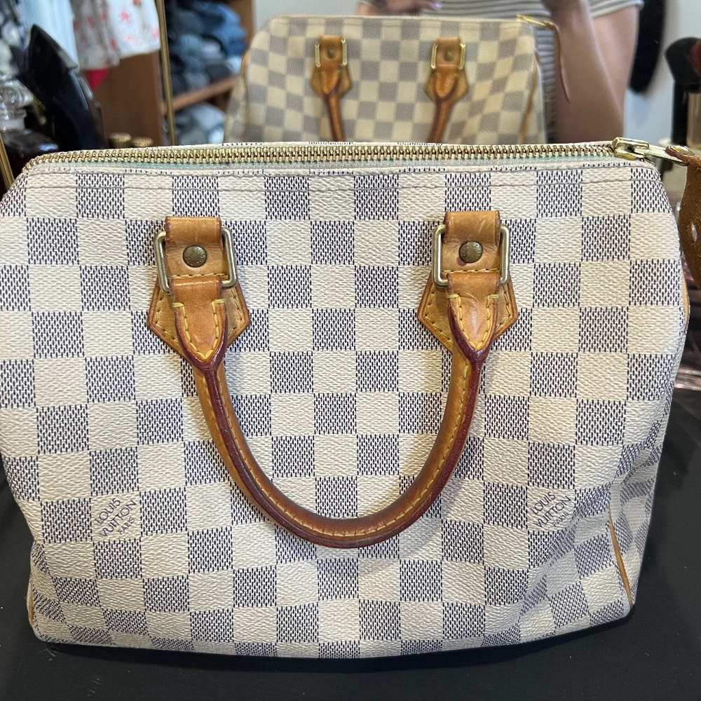 Louis Vuitton Speedy 25